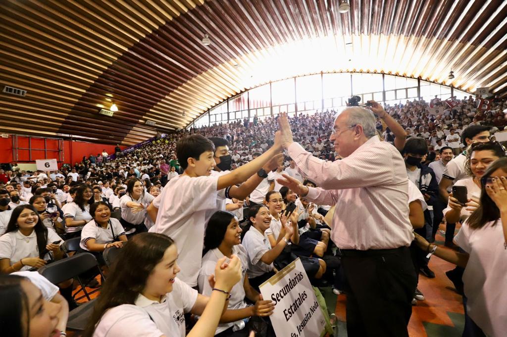 Libres, para decir No a las drogas, orienta Rocha a la juventud