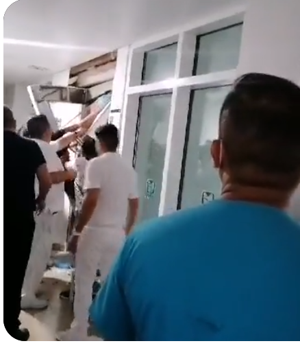 Muere niña prensada en elevador del IMSS en Quintana Roo