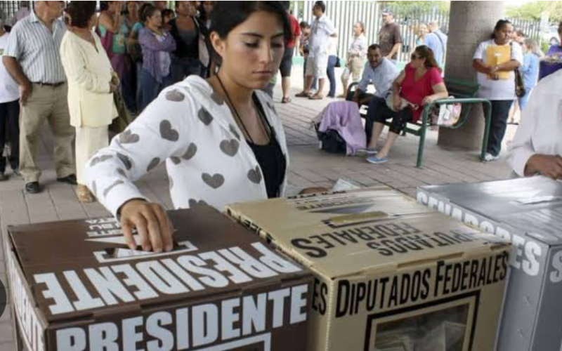 El voto juvenil, el más variable; las mujeres deciden en México