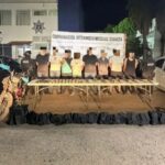 Ocho presuntos pistoleros detenidos en la San Benito, por el Grupo Interinstitucional Les aseguran armas, cargadores, cartuchos y vehículos